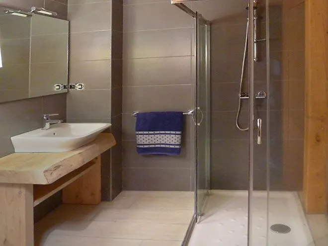 Apartamentos Lusarbe Orio Spain
